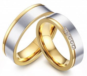 DR169 Помолвочные кольца матовые - сделаны из ювелирной стали и прекрасно подойдут на помолвку, венчание, свадьбу или в подарок вашей второй половинке. Наши кольца не темнеют со временем, не вызывают аллергии и не отличаются от своих ювелирных аналогов.